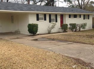 9 Meadowbrook Dr, Little Rock, AR 72205