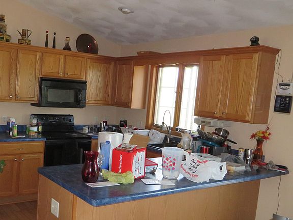 3rd image of 3449 Tennyson Dr