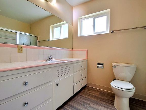 4th image of 2123 Aza Dr APT 4