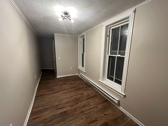 4th image of 308 3rd St #1B