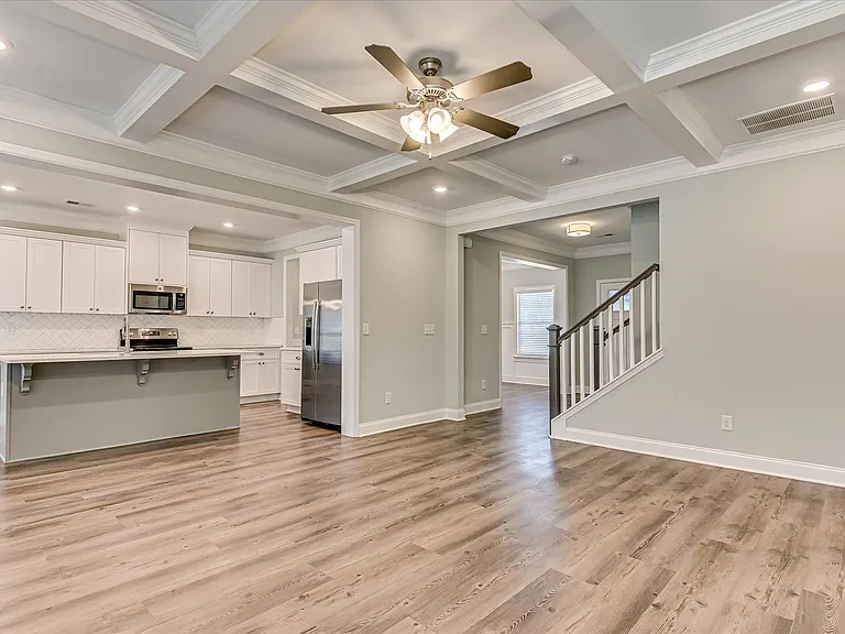 705 Navan Ln — Photo 9