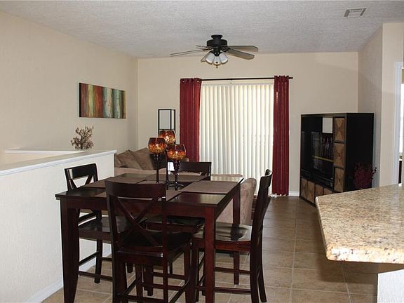 5th image of 148 SW Peacock Blvd APT 206