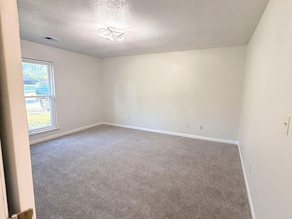 4th image of 206 Ohara Dr