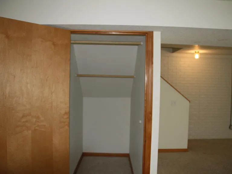 4805 Russell St — Photo 25