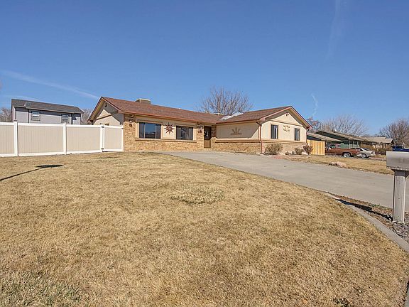 4th image of 3086 Bookcliff Ave