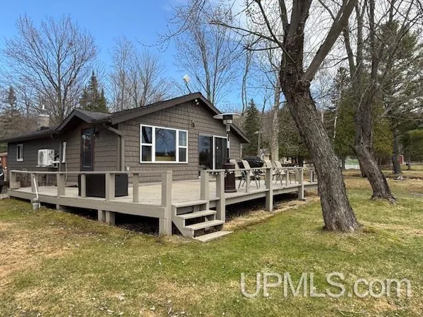 217 E Lake Emily Rd, Crystal Falls, MI 49920