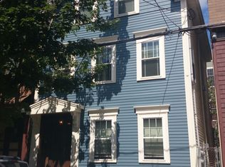 248 W 5th St #2, South Boston, MA 02127
