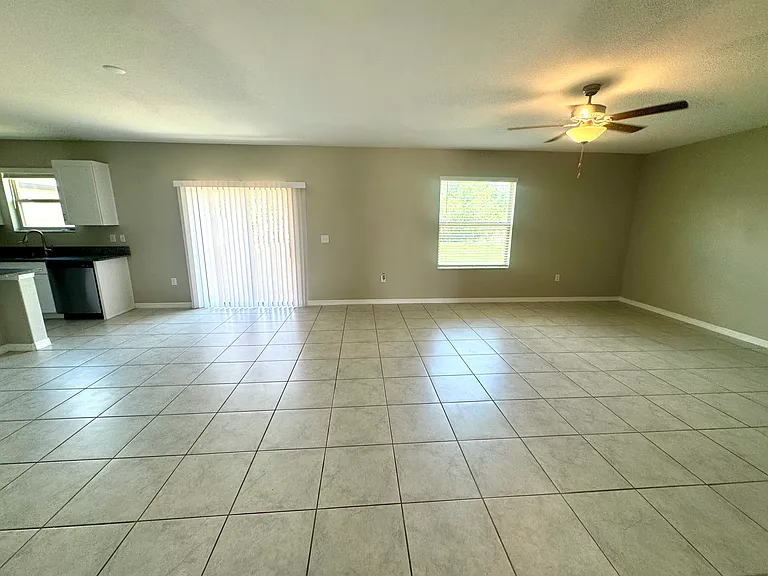 5415 Amaryllis Garden St — Photo 25