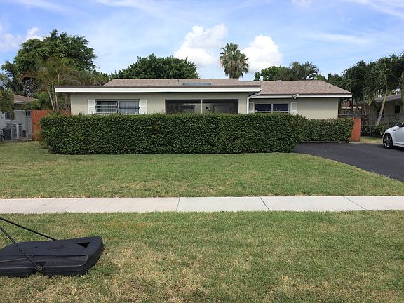 3rd image of 8105 NW 74th Ave