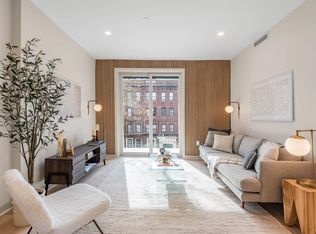 1015A President St #3F, Brooklyn, NY 11225