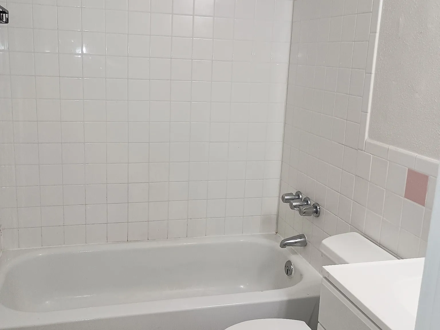 2 bed, 1100 sqft, $1,200 — Photo 4