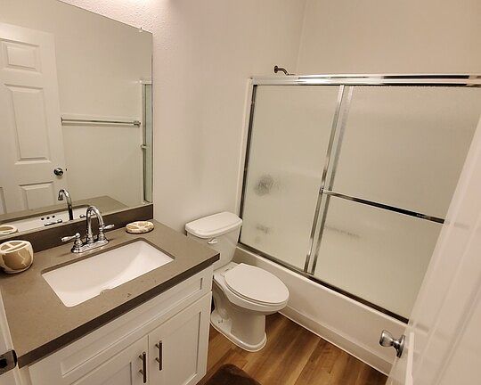 3rd image of 1323 N Sierra Bonita Ave #220