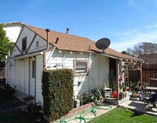 2nd image of 312 E Italia St