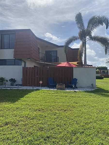 1st image of 3771 Victoria Dr