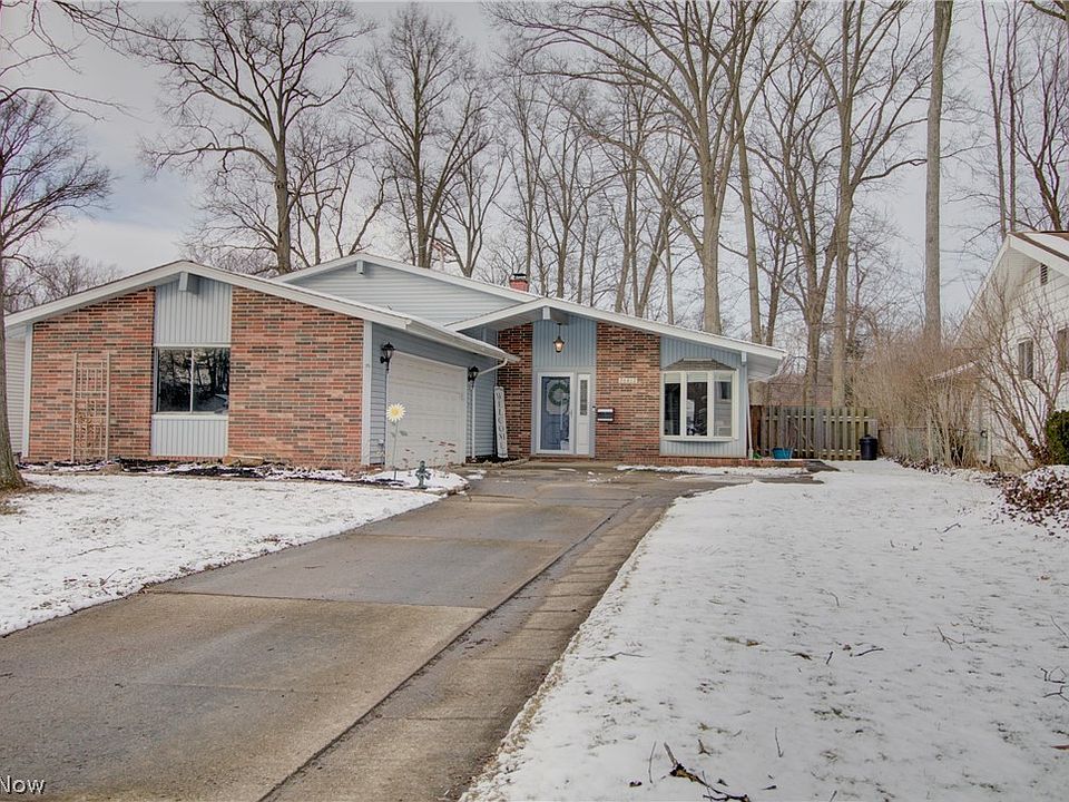 26412 Redwood Dr, Olmsted Falls, OH 44138 Zillow