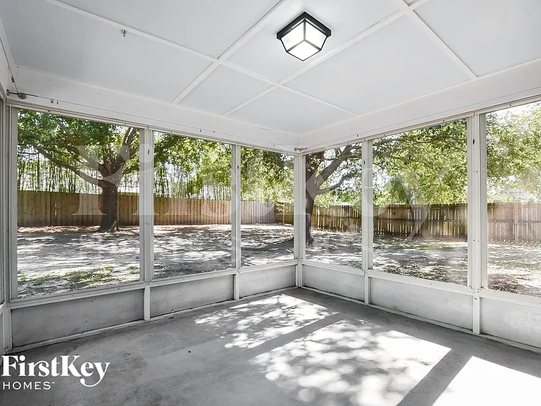 3010 Linmont Ln — Photo 14