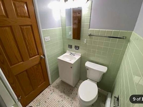 4th image of 4215 W 95th St APT 2B
