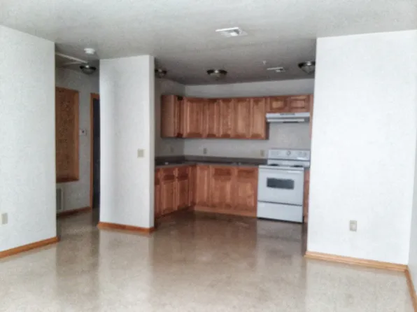 2301 S Division St #17, Guthrie, OK 73044