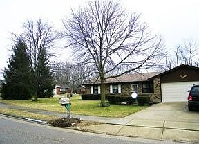 2nd image of 7 Meadow Cir