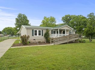 208 Fountain Head Rd, Portland, TN 37148