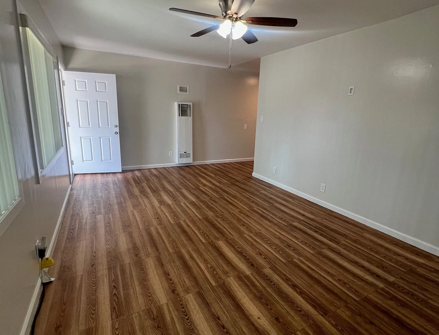 2 bed, 750 sqft, $2,200 — Photo 3