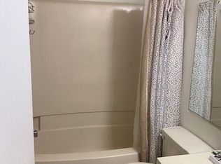 5215C Aberdeen Dr, Mount Laurel, NJ 08054