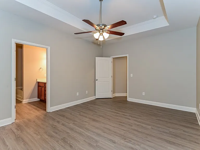 5084 Summerview Ln — Photo 7