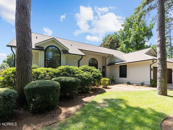 40 Hillcrest Road, Pinehurst, NC 28374