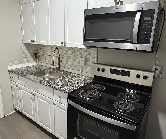 527 W Orange St #7 — Photo 7