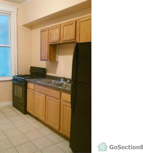1st image of 7556 S Parnell Ave #2
