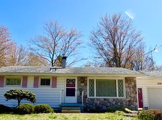 3661 E Sternberg Rd, Fruitport, MI 49415