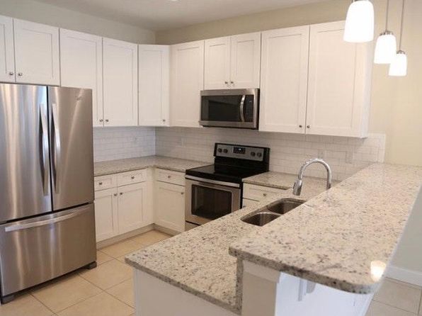 117 Donner Rd, Atlantic Beach, FL 32233 – 3-bedroom rental in Atlantic Beach