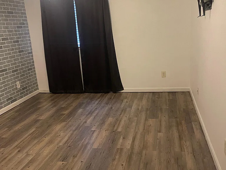 10260 Crossbow Ct — Photo 5