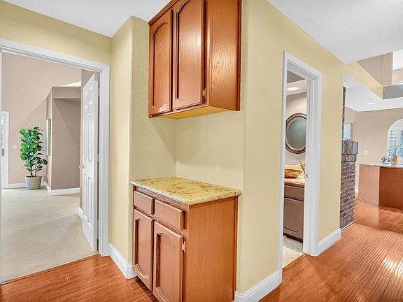 3rd image of 244 Baurer Cir