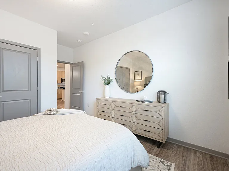 The Garrison Luxury Apartments — Photo 17