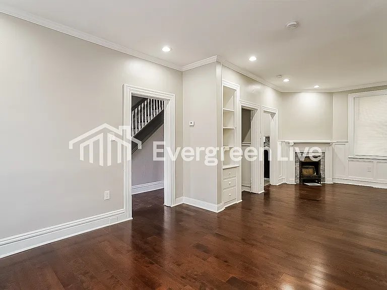 2110 Monongahela Ave — Photo 8