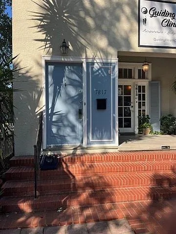 7817 Maple St #UPPER Photo 1