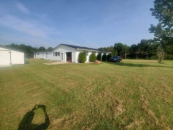 3rd image of 19560 County Road 6
