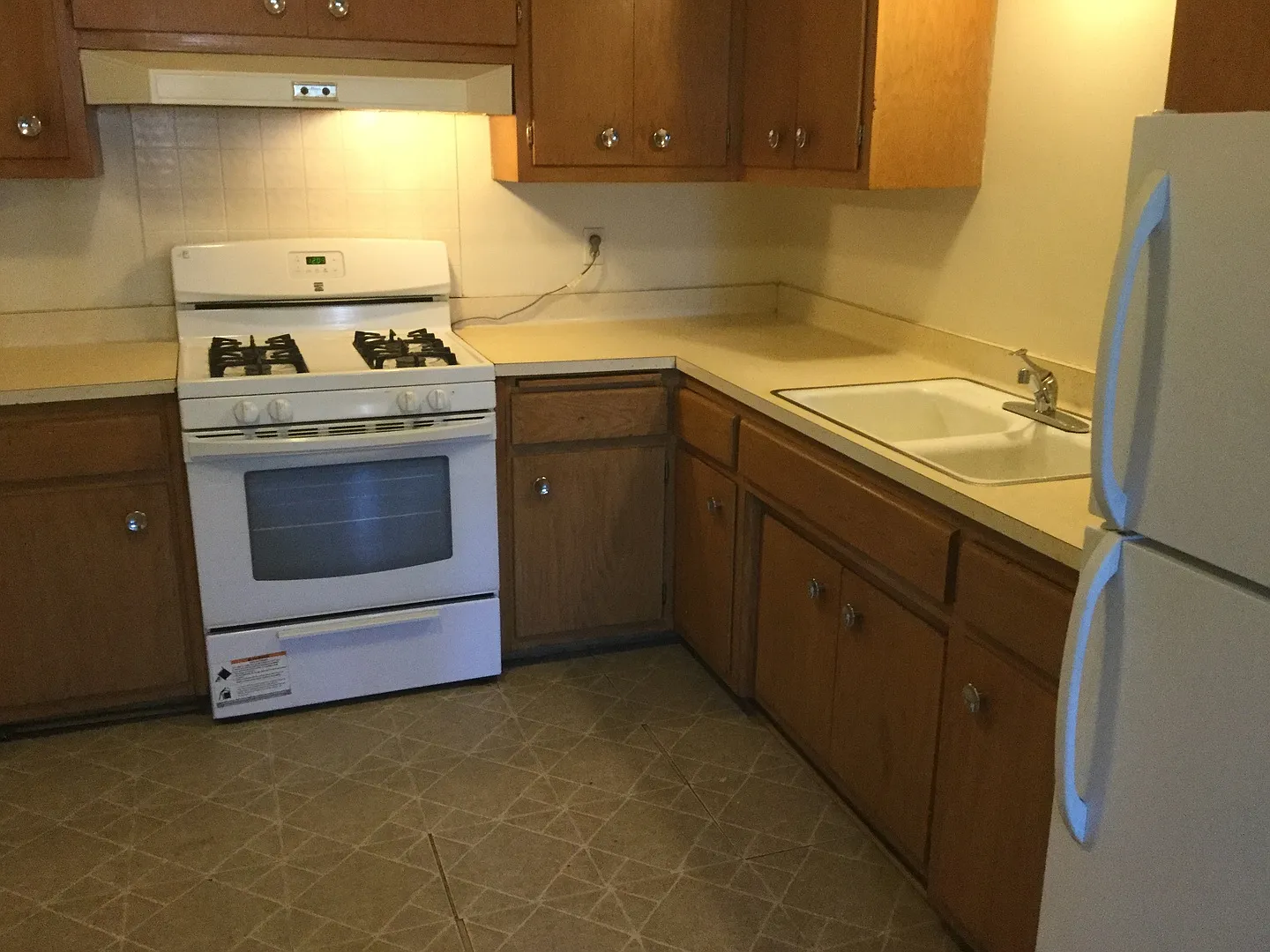 6110 W Kaul Ave — Photo 1