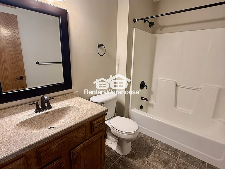 6762 Gretchen Ct N — Photo 12