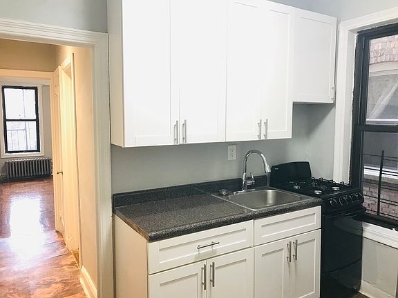 5th image of 238 New York Ave #2B