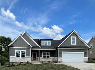 60 Hunting Ridge Cir, Rock Spring, GA 30739