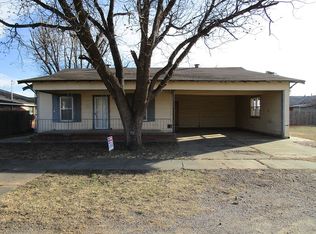 714 W Bradford St, Memphis, TX 79245