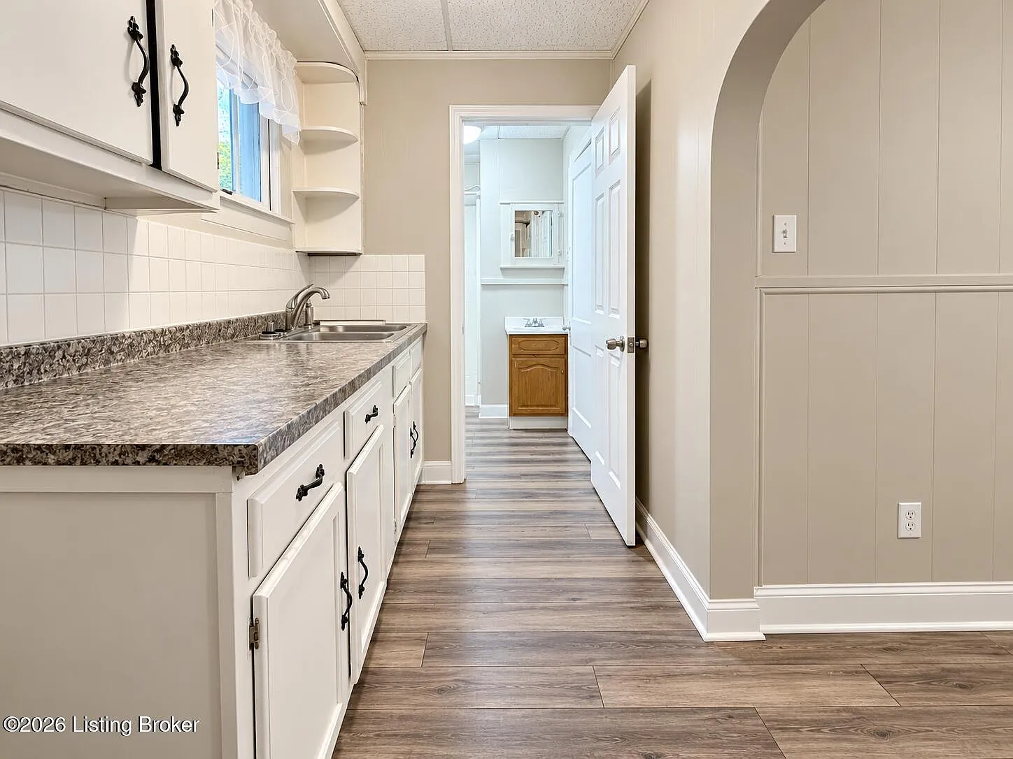 2 bed, 1.0 bath, 700 sqft, $1,095 — Photo 4