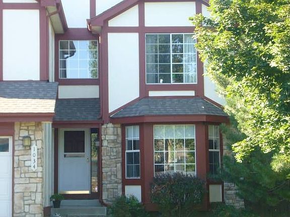 Bay Window 