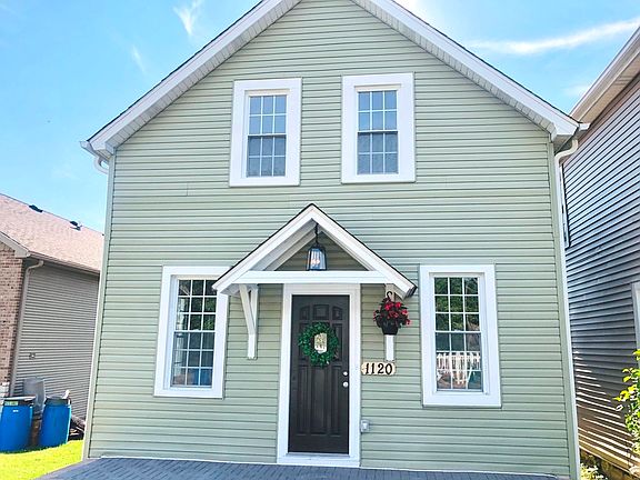 4th image of 1120 N Hickory St