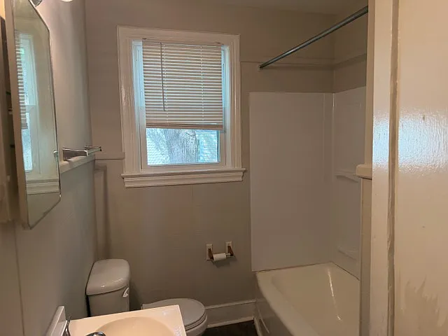 3 bed, 1050 sqft, $1,475 — Photo 3
