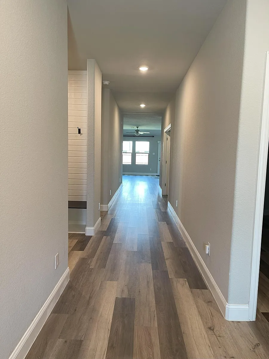 Building Photo - 2132 Bellatrix Dr