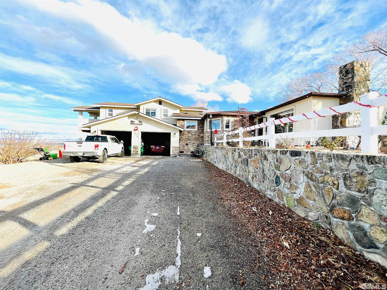 505 Copperfield Dr photo 1