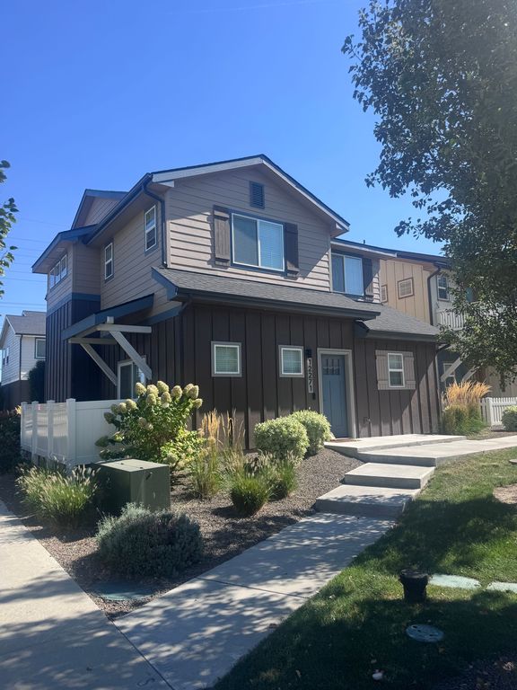 12271 W Irving St - Property Image